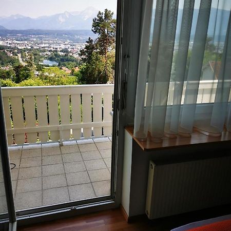 Panoramablick Exklusiv Apartment Villach Bagian luar foto