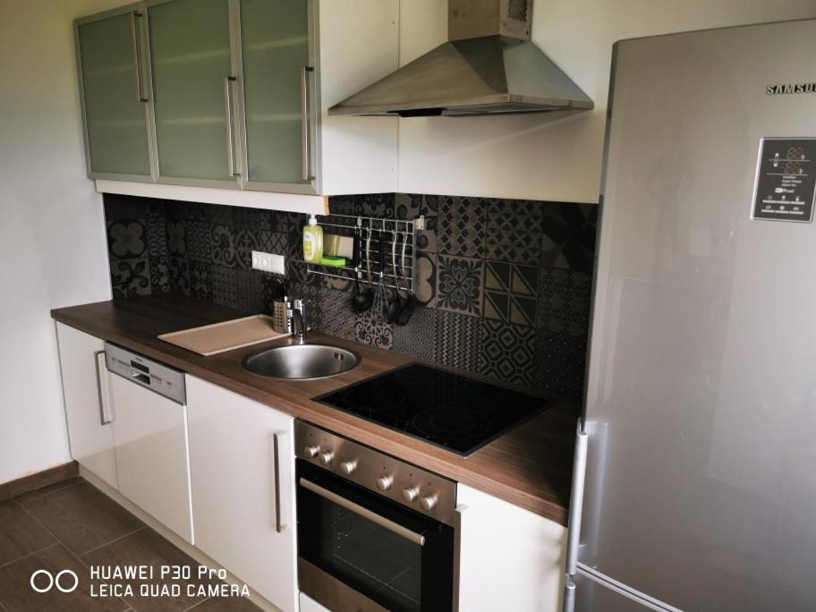 Panoramablick Exklusiv Apartment Villach Bagian luar foto